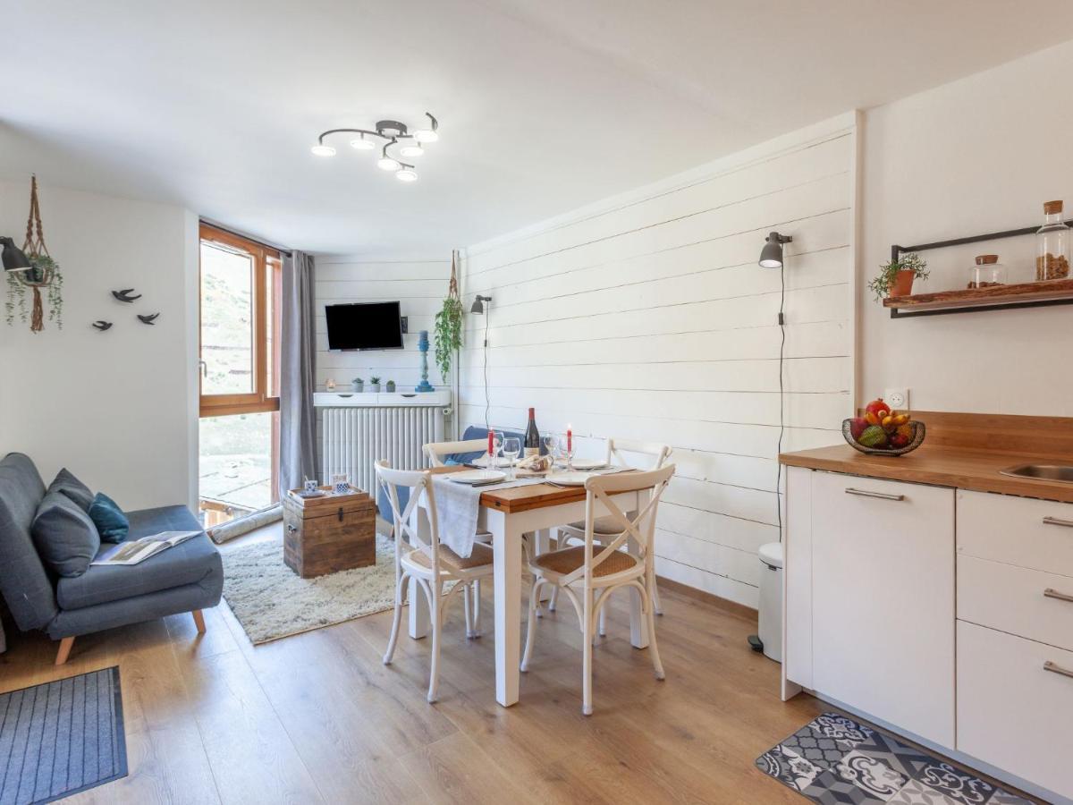 Apartment Savoy - Lavachet By Interhome *